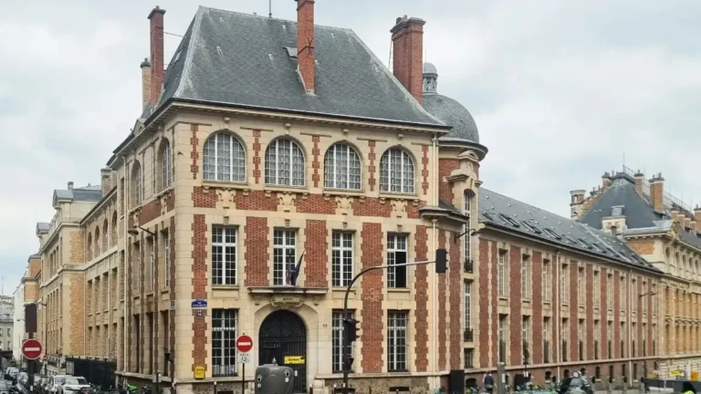 Paris School of Business