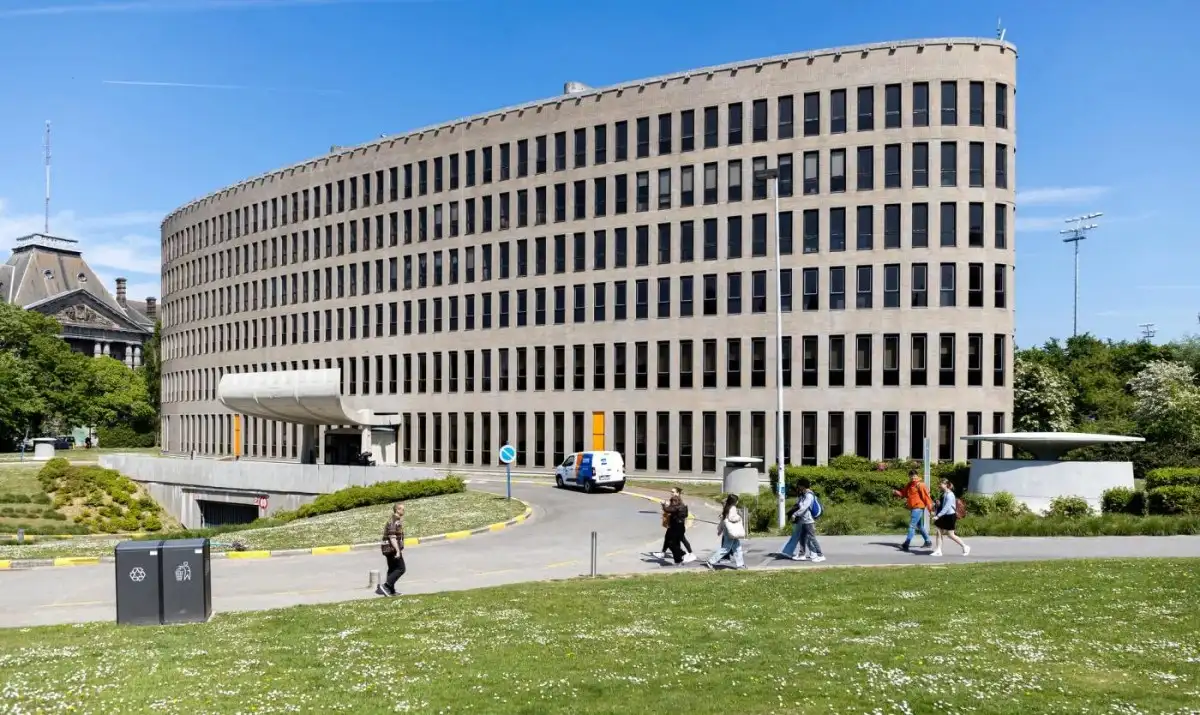 Vrije Universiteit Brussel (VUB)